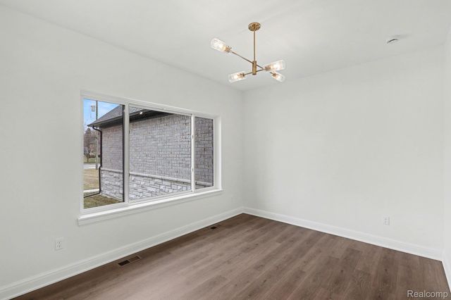 55420 Jewell Road, Shelby Charter Township, MI 48315