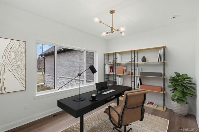 55420 Jewell Road, Shelby Charter Township, MI 48315