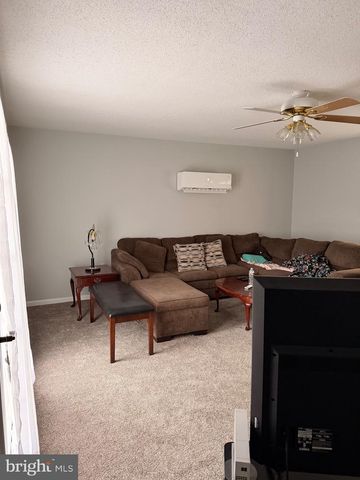 104 HILLTOP TER, Winchester, VA 22602