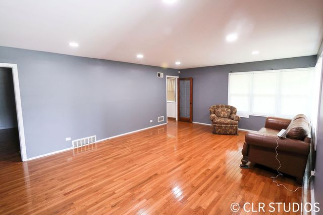 17405 Longfellow Avenue, Hazel Crest, IL 60429