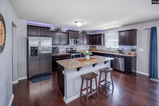 127 Castlefield Drive, Lexington, SC 29073