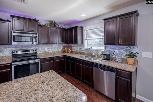 127 Castlefield Drive, Lexington, SC 29073