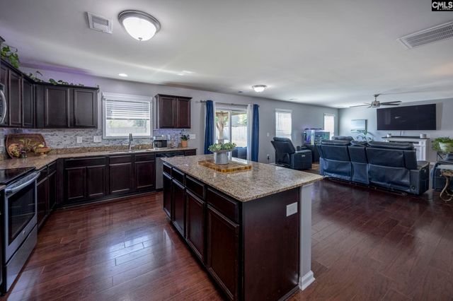127 Castlefield Drive, Lexington, SC 29073