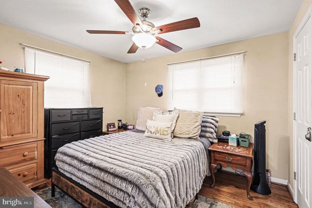 7409 LAKE DR, Manassas, VA 20111