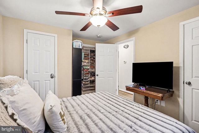 7409 LAKE DR, Manassas, VA 20111