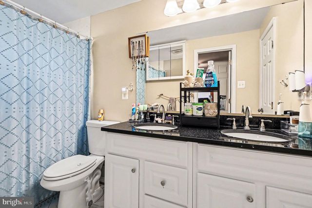 7409 LAKE DR, Manassas, VA 20111