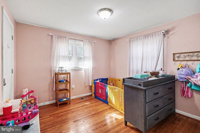 7409 LAKE DR, Manassas, VA 20111