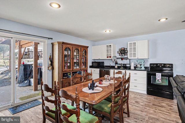 7409 LAKE DR, Manassas, VA 20111