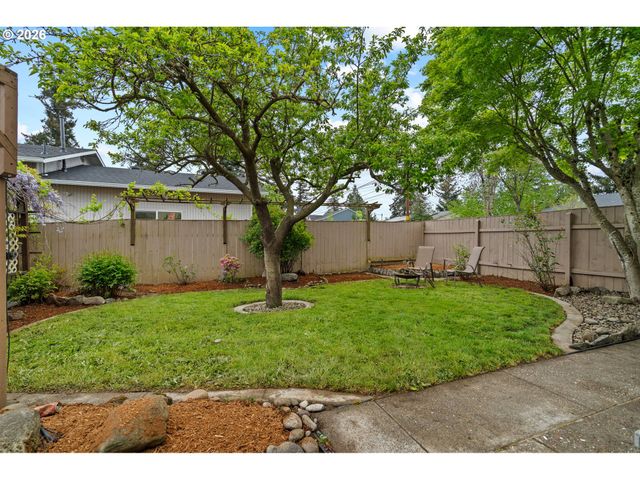 6608 Se OGDEN St, Portland, OR 97206