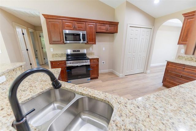 16870 SW 25TH COURT, Ocala, FL 34473