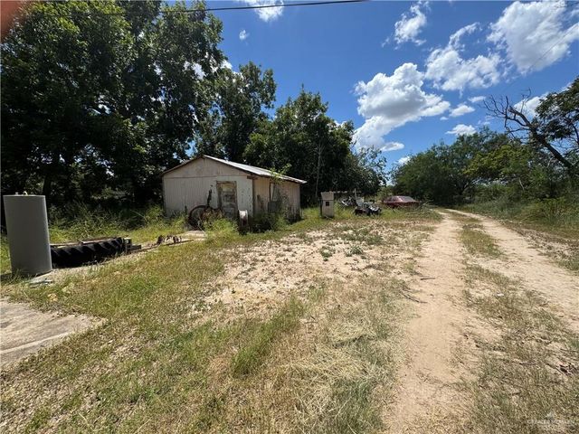 1222 S Tio Avenue, Weslaco, TX 78596