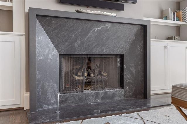 320 Falls Point Trail, Johns Creek, GA 30022