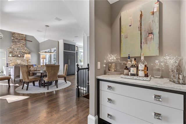 320 Falls Point Trail, Johns Creek, GA 30022