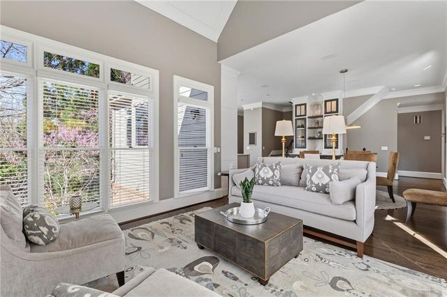 320 Falls Point Trail, Johns Creek, GA 30022