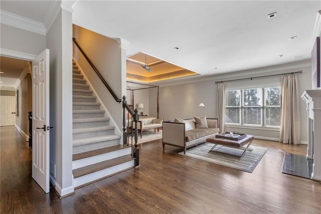 320 Falls Point Trail, Johns Creek, GA 30022