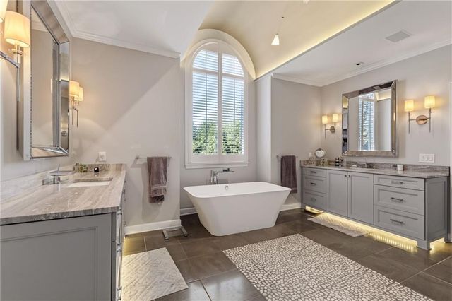 320 Falls Point Trail, Johns Creek, GA 30022