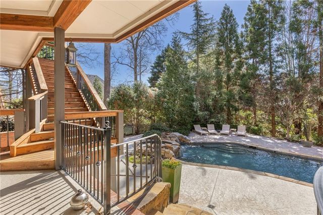 320 Falls Point Trail, Johns Creek, GA 30022