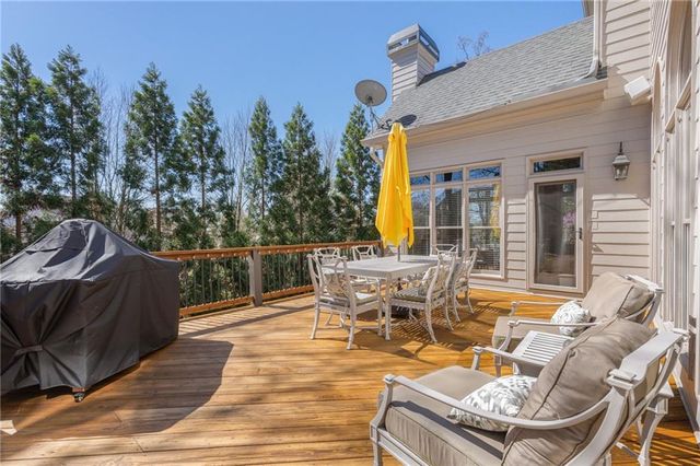 320 Falls Point Trail, Johns Creek, GA 30022