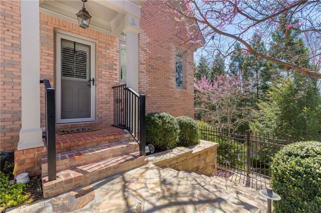 320 Falls Point Trail, Johns Creek, GA 30022