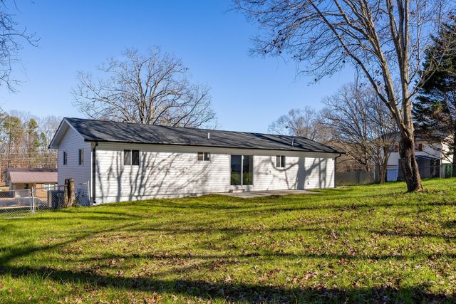 1890 Plantation Drive SE, Cleveland, TN 37323