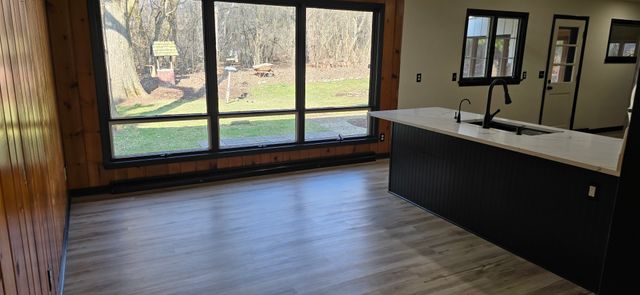 205 N Dale Avenue, Mchenry, IL 60050