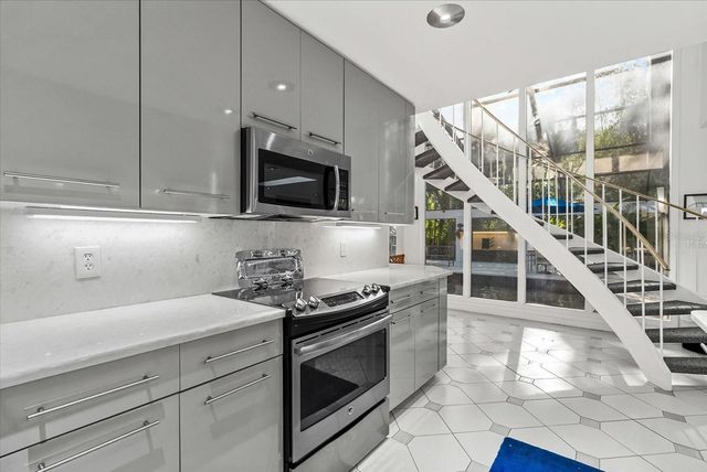 4891 PEREGRINE POINT E, Sarasota, FL 34231