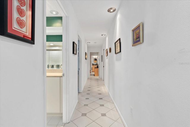 4891 PEREGRINE POINT E, Sarasota, FL 34231