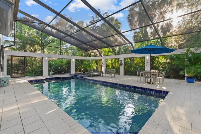 4891 PEREGRINE POINT E, Sarasota, FL 34231
