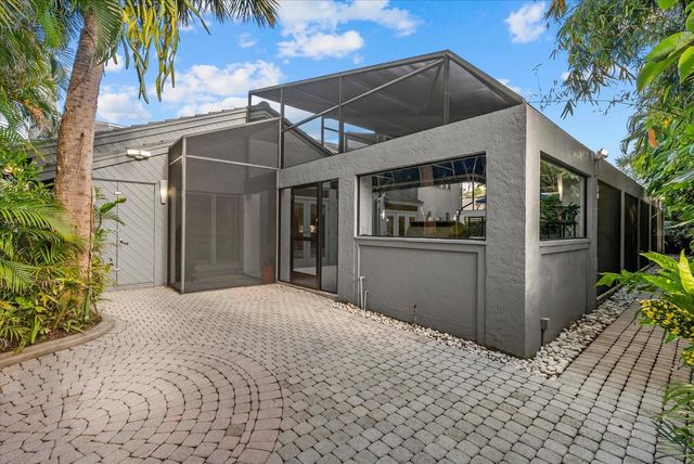 4891 PEREGRINE POINT E, Sarasota, FL 34231