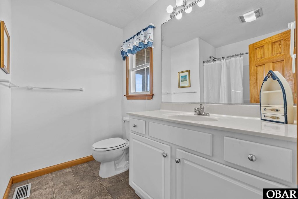 Image 28 of property listing at 1626 Sandpiper Road Lot 11, Corolla, NC 27927