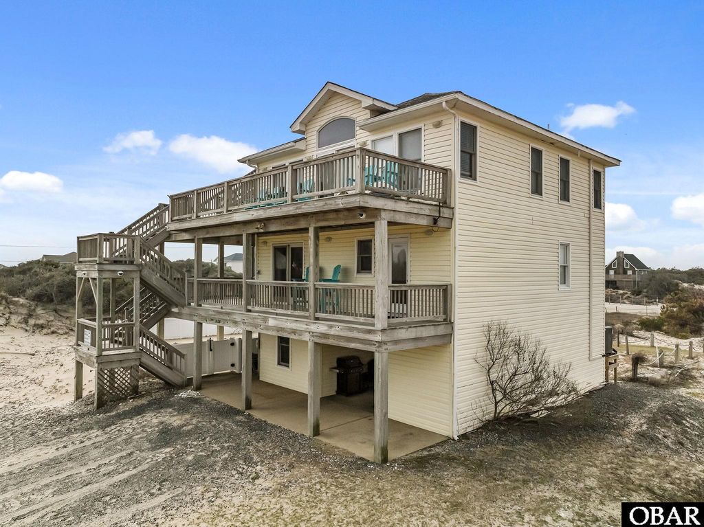 Image 7 of property listing at 1626 Sandpiper Road Lot 11, Corolla, NC 27927