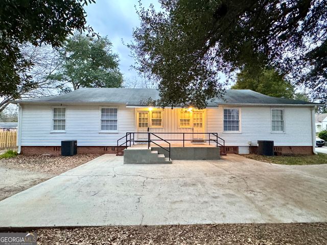 155 Calloway Drive, Macon, GA 31204