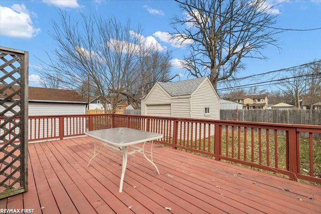 20625 Avalon Street, St Clair Shores, MI 48080