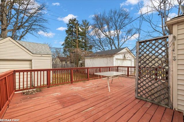 20625 Avalon Street, St Clair Shores, MI 48080