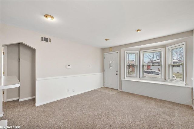 20625 Avalon Street, St Clair Shores, MI 48080