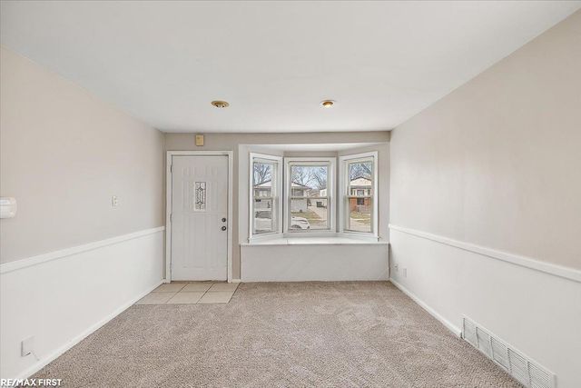 20625 Avalon Street, St Clair Shores, MI 48080