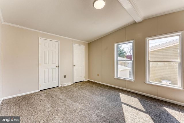 1405 Farrell Ave Trlr 339, Cherry Hill, NJ 08002