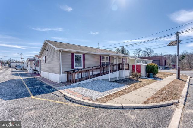 1405 Farrell Ave Trlr 339, Cherry Hill, NJ 08002