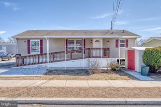 1405 Farrell Ave Trlr 339, Cherry Hill, NJ 08002