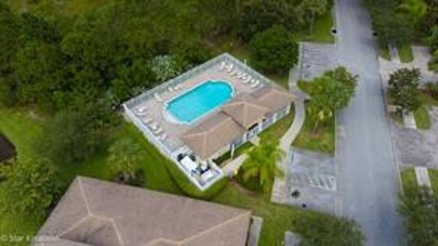 2543 Stockbridge Square SW, Vero Beach, FL 32962