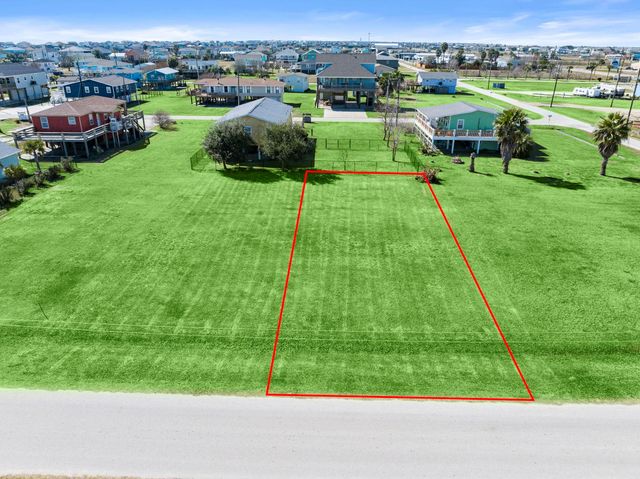 979 Wommack, Crystal Beach, TX 77650