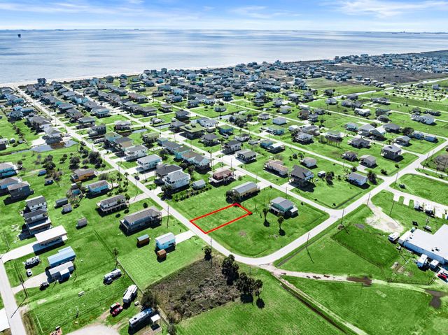 979 Wommack, Crystal Beach, TX 77650