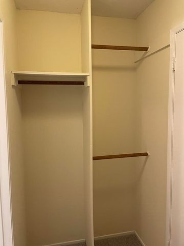 6 Captain DR E242, Emeryville, CA 94608