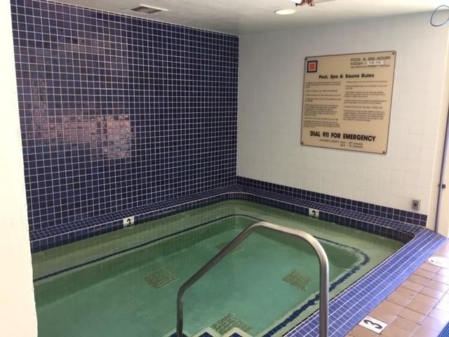 6 Captain DR E242, Emeryville, CA 94608