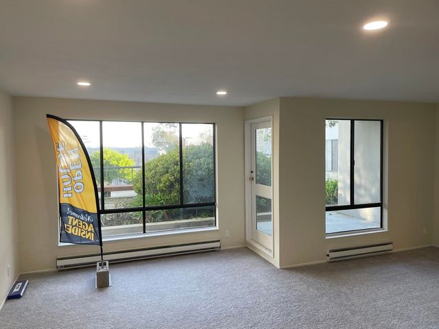 6 Captain DR E242, Emeryville, CA 94608