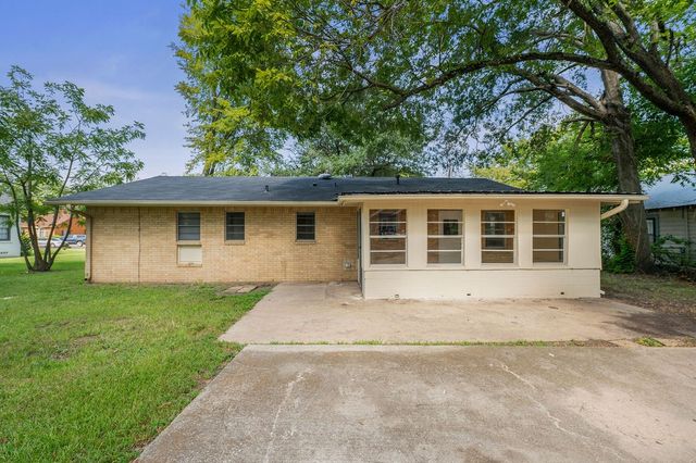 506 N Pacific Street, Mineola, TX 75773