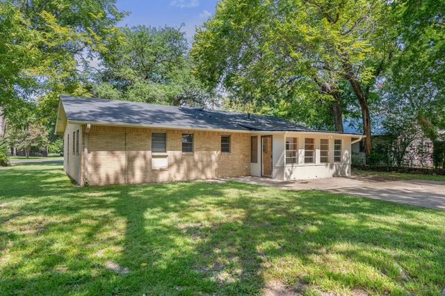 506 N Pacific Street, Mineola, TX 75773
