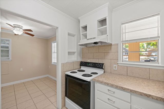 506 N Pacific Street, Mineola, TX 75773