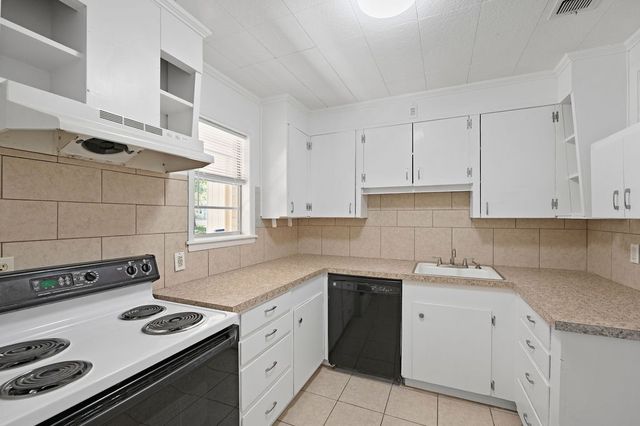 506 N Pacific Street, Mineola, TX 75773