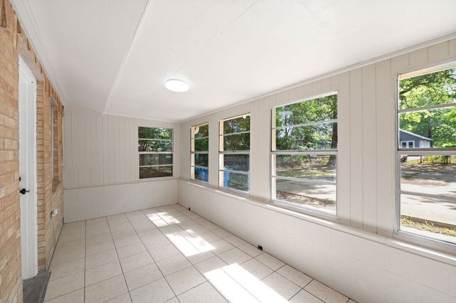 506 N Pacific Street, Mineola, TX 75773